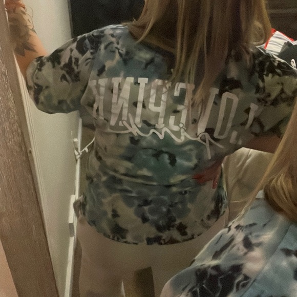 PINK varsity tee - Picture 2 of 7